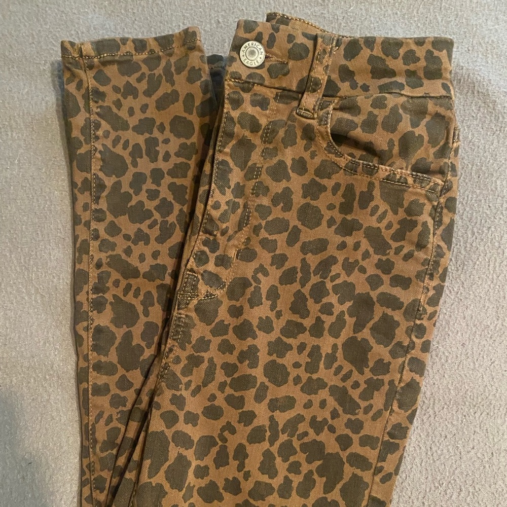 American Eagle Cheetah Print Jeans
